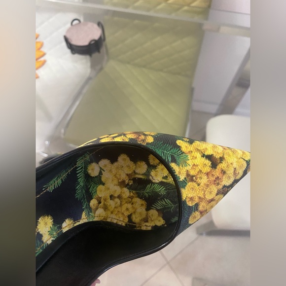 Dolce & Gabbana Shoes High Heels Black and Yellow Floral Pattern Pumps - Picture 4 of 15